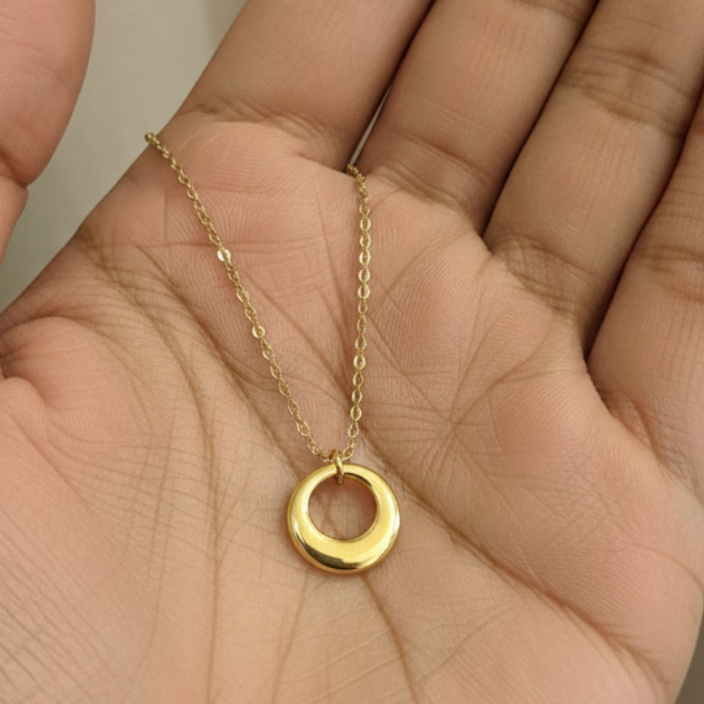Gold Circle Pendant Necklace