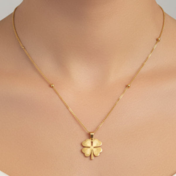 Clover Necklace