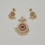 Green Stone Heritage Pendant Set