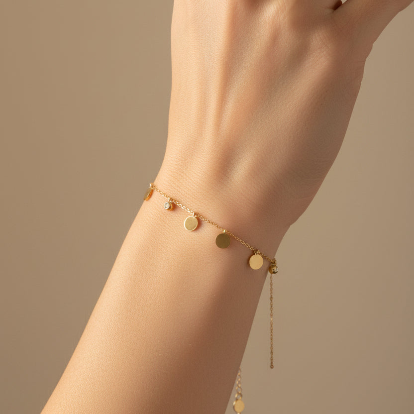 Minimal Disc & Crystal Bracelet