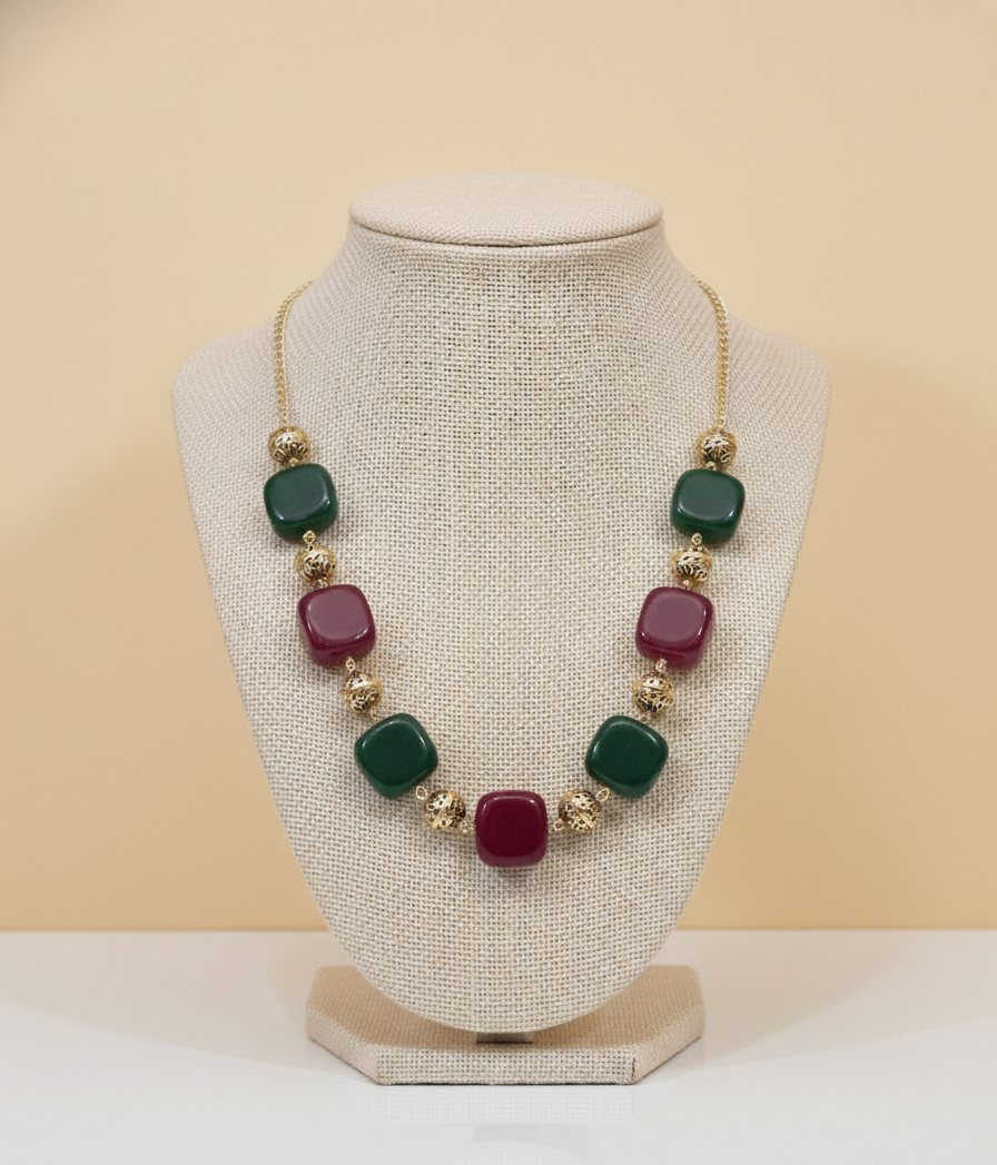 Elegant Beaded Necklace