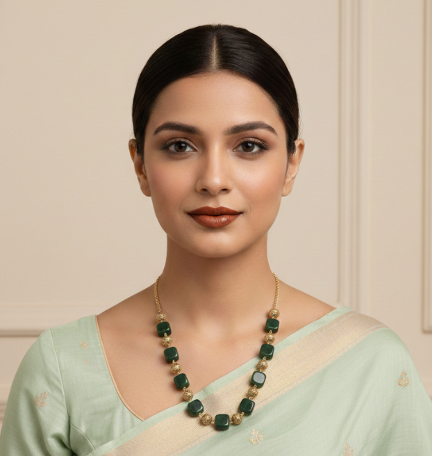 Elegant Beaded Necklace